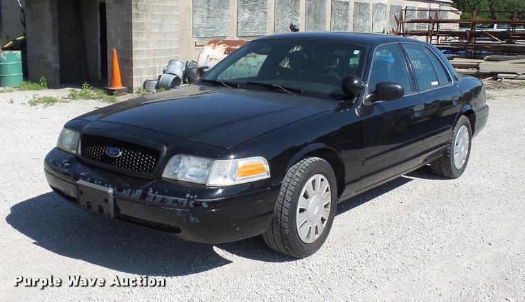 image for item DJ9558 2008 Ford Crown Victoria Police Interceptor