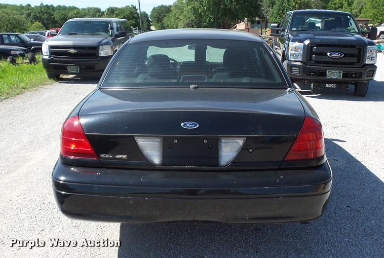 image for item DJ9558 2008 Ford Crown Victoria Police Interceptor