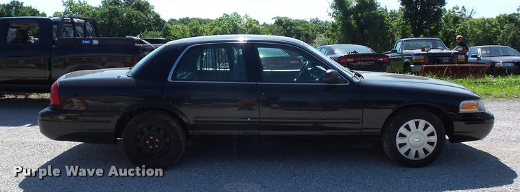 image for item DJ9558 2008 Ford Crown Victoria Police Interceptor