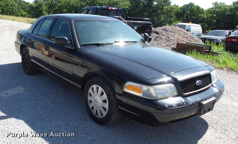 image for item DJ9558 2008 Ford Crown Victoria Police Interceptor