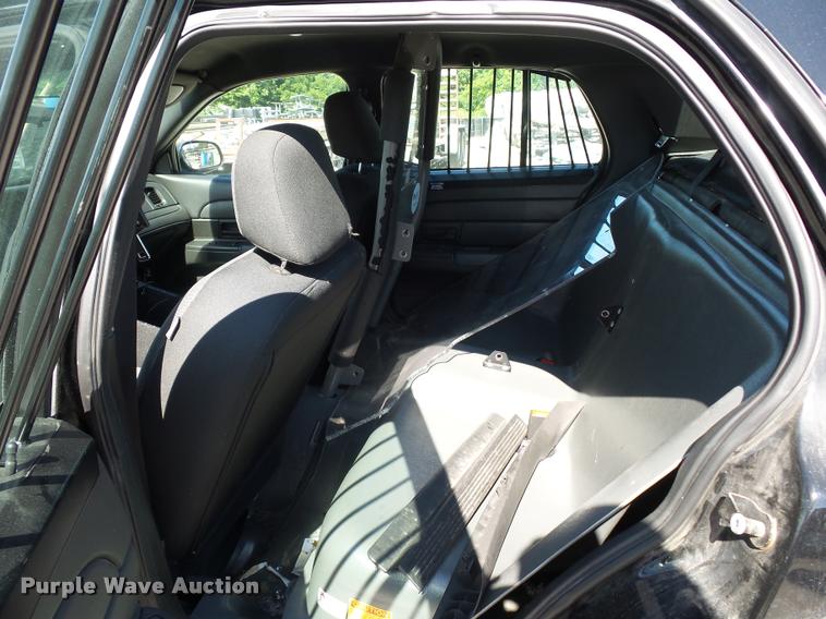 image for item DJ9558 2008 Ford Crown Victoria Police Interceptor