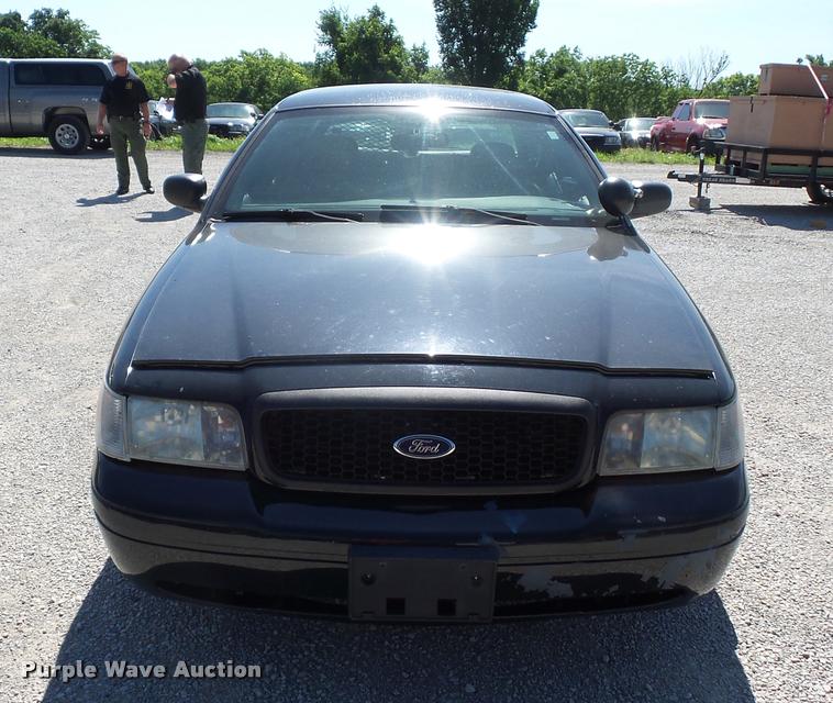 image for item DJ9561 2007 Ford Crown Victoria Police Interceptor