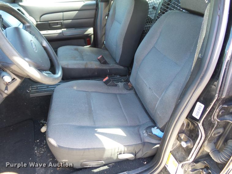 image for item DJ9561 2007 Ford Crown Victoria Police Interceptor