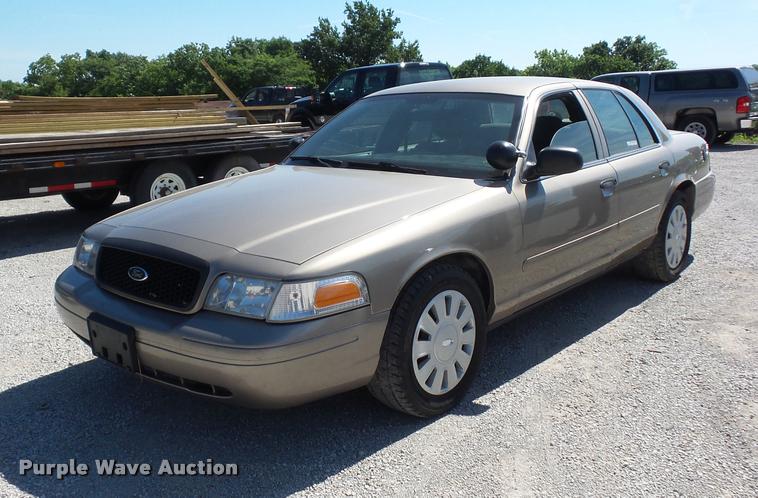 image for item DJ9562 2007 Ford Crown Victoria Police Interceptor