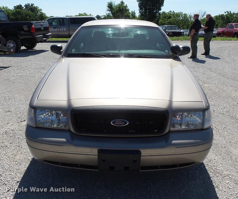 image for item DJ9562 2007 Ford Crown Victoria Police Interceptor