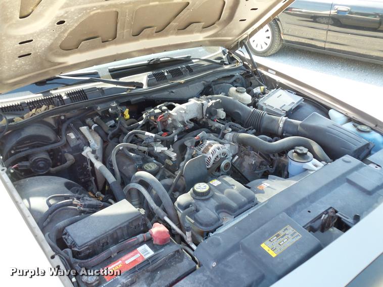 image for item DJ9562 2007 Ford Crown Victoria Police Interceptor