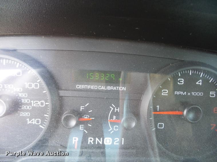 image for item DJ9562 2007 Ford Crown Victoria Police Interceptor