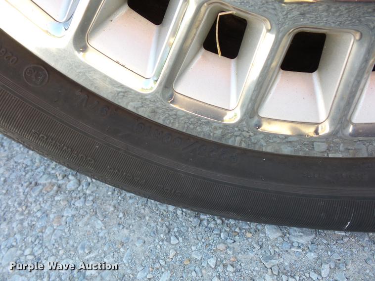 image for item DJ9563 1999 Ford Crown Victoria Police Interceptor