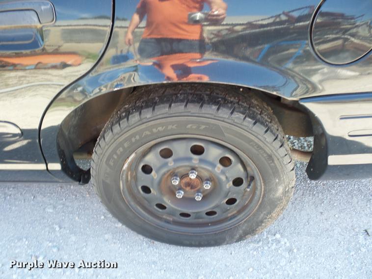 image for item DJ9564 2006 Ford Crown Victoria Police Interceptor