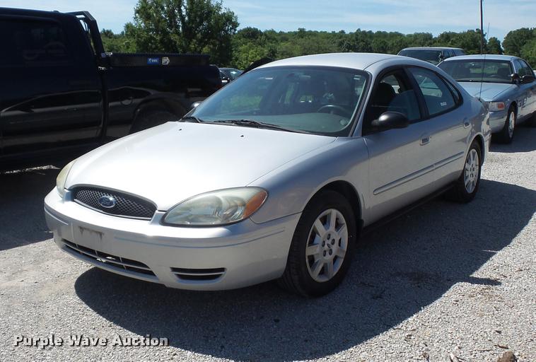 image for item DJ9567 2007 Ford Taurus