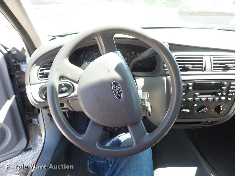 image for item DJ9567 2007 Ford Taurus