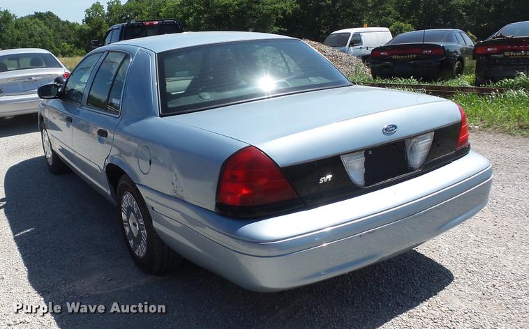 image for item DJ9568 2005 Ford Crown Victoria Police Interceptor