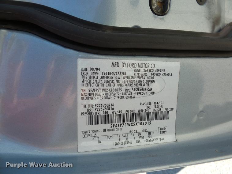 image for item DJ9568 2005 Ford Crown Victoria Police Interceptor