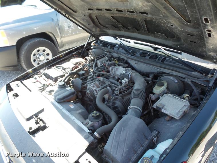 image for item DJ9569 2006 Ford Crown Victoria Police Interceptor