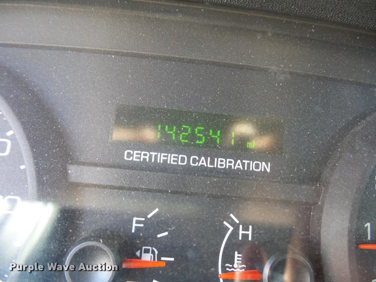 image for item DJ9569 2006 Ford Crown Victoria Police Interceptor