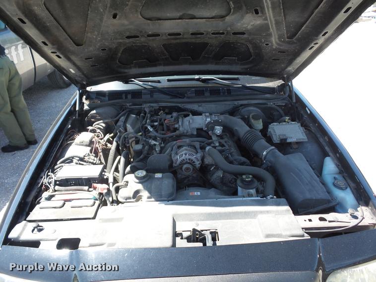 image for item DJ9569 2006 Ford Crown Victoria Police Interceptor