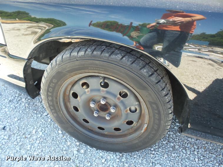 image for item DJ9570 2006 Ford Crown Victoria Police Interceptor