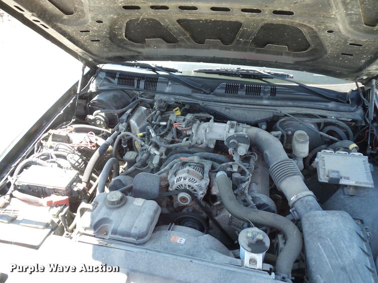 image for item DJ9570 2006 Ford Crown Victoria Police Interceptor
