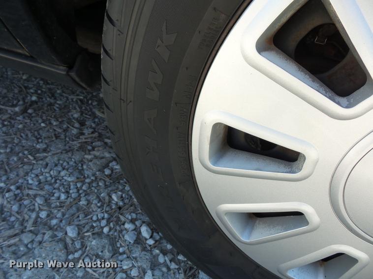 image for item DJ9571 2006 Ford Crown Victoria Police Interceptor