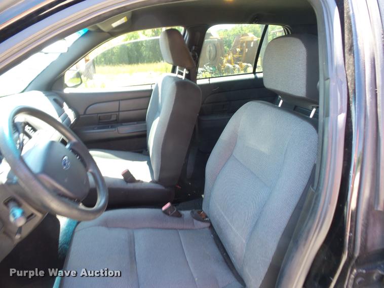 image for item DJ9571 2006 Ford Crown Victoria Police Interceptor