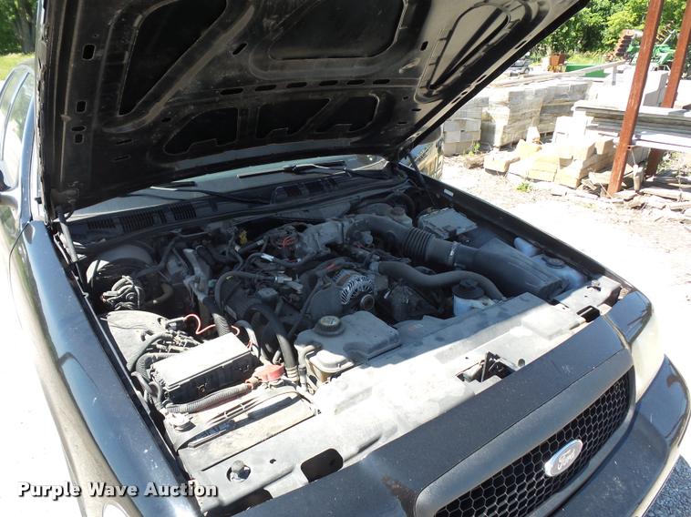 image for item DJ9573 2006 Ford Crown Victoria Police Interceptor