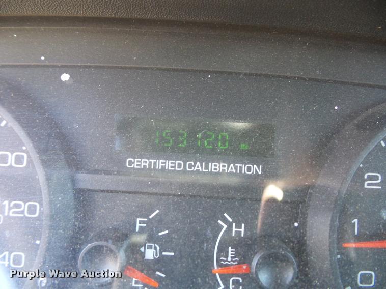 image for item DJ9573 2006 Ford Crown Victoria Police Interceptor