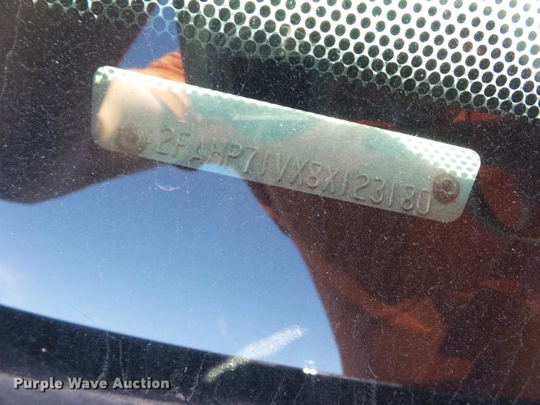 image for item DJ9574 2008 Ford Crown Victoria Police Interceptor