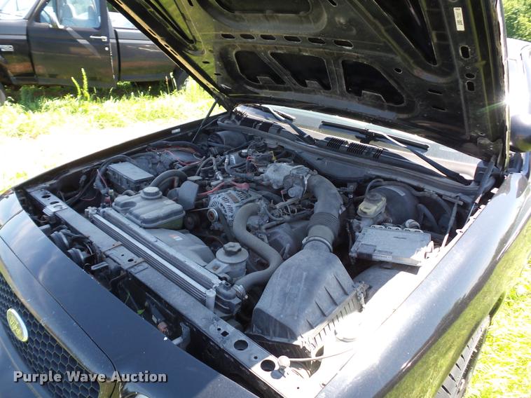 image for item DJ9574 2008 Ford Crown Victoria Police Interceptor