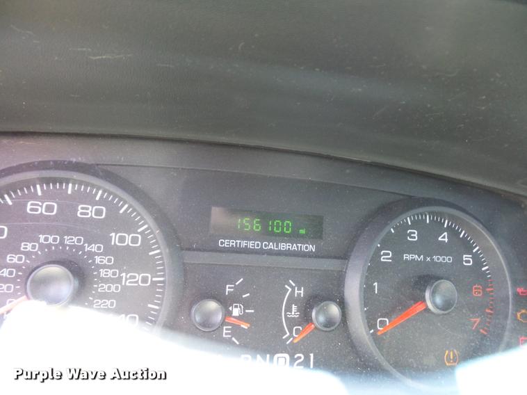 image for item DJ9574 2008 Ford Crown Victoria Police Interceptor