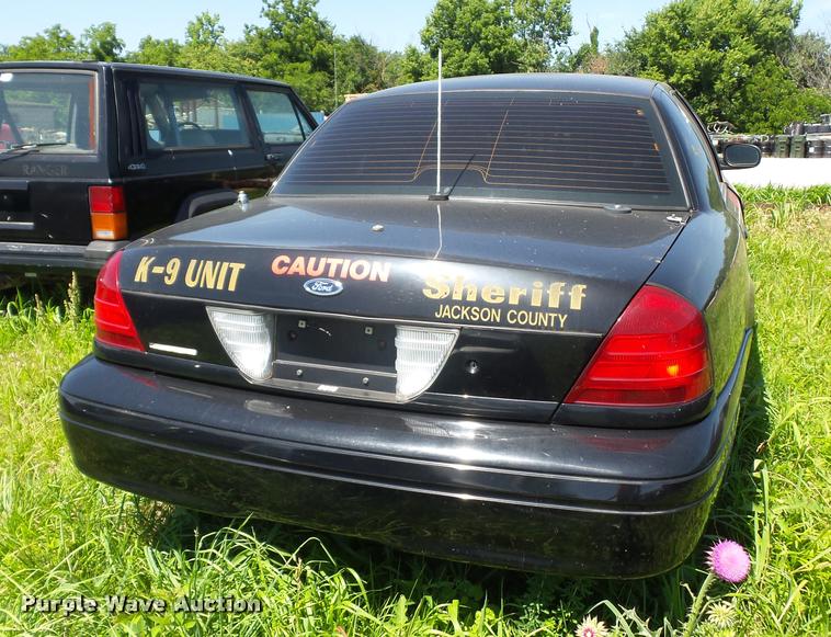 image for item DJ9575 2008 Ford Crown Victoria Police Interceptor