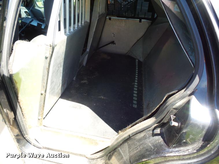 image for item DJ9575 2008 Ford Crown Victoria Police Interceptor