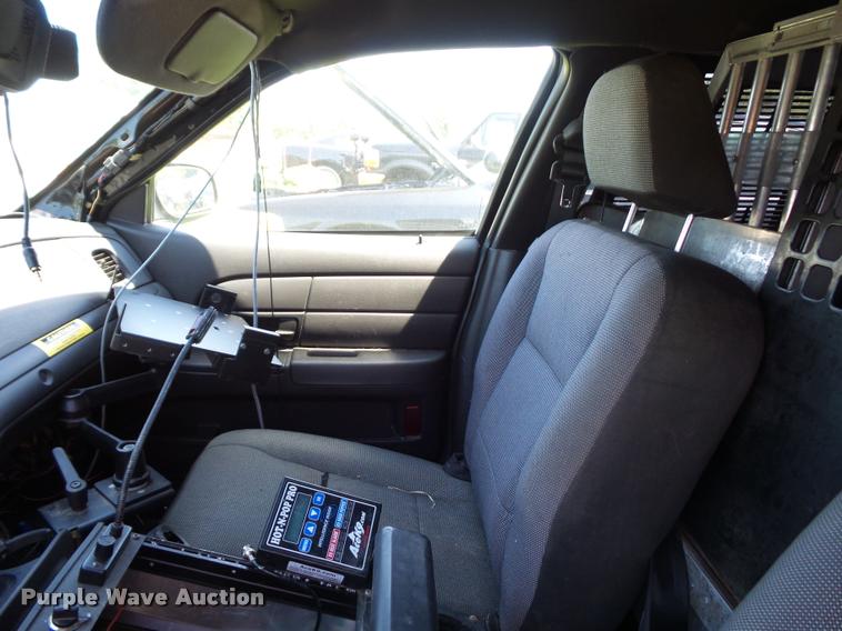 image for item DJ9575 2008 Ford Crown Victoria Police Interceptor
