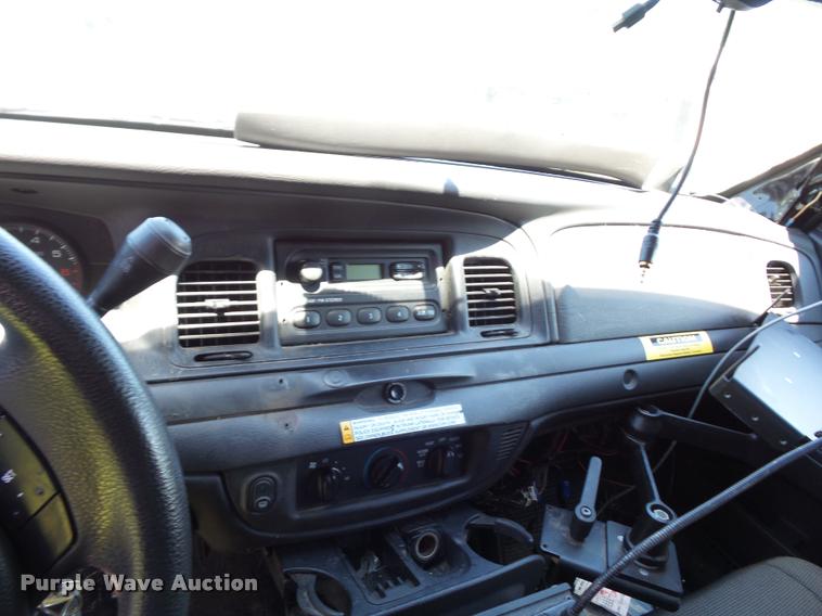 image for item DJ9575 2008 Ford Crown Victoria Police Interceptor