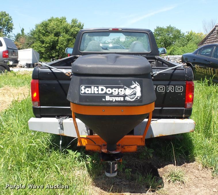 image for item DJ9576 1995 Ford F150 pickup truck