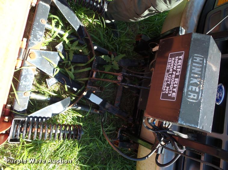 image for item DJ9576 1995 Ford F150 pickup truck