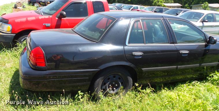 image for item DJ9577 2009 Ford Crown Victoria Police Interceptor