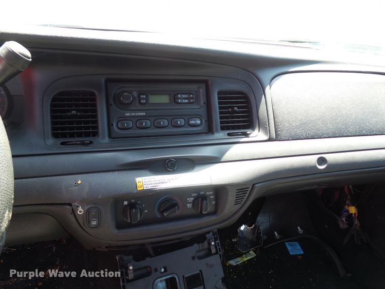 image for item DJ9577 2009 Ford Crown Victoria Police Interceptor