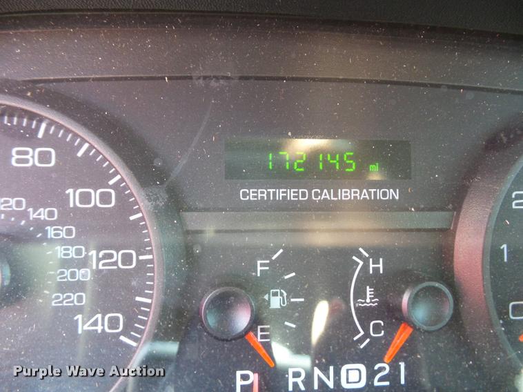 image for item DJ9577 2009 Ford Crown Victoria Police Interceptor