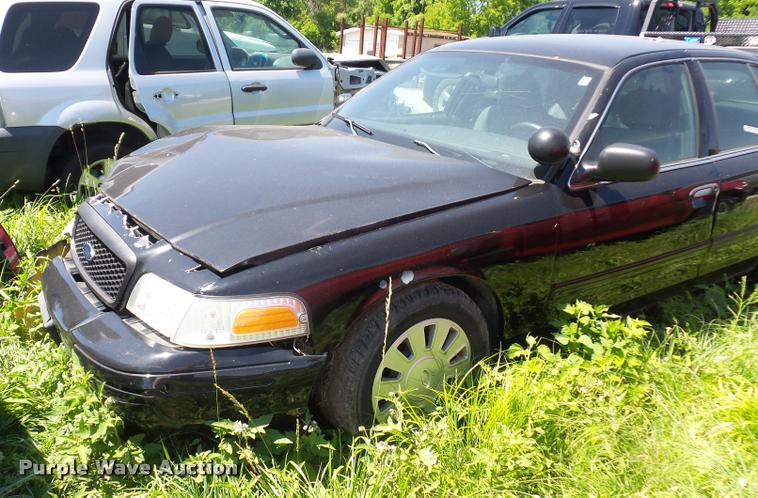 image for item DJ9577 2009 Ford Crown Victoria Police Interceptor
