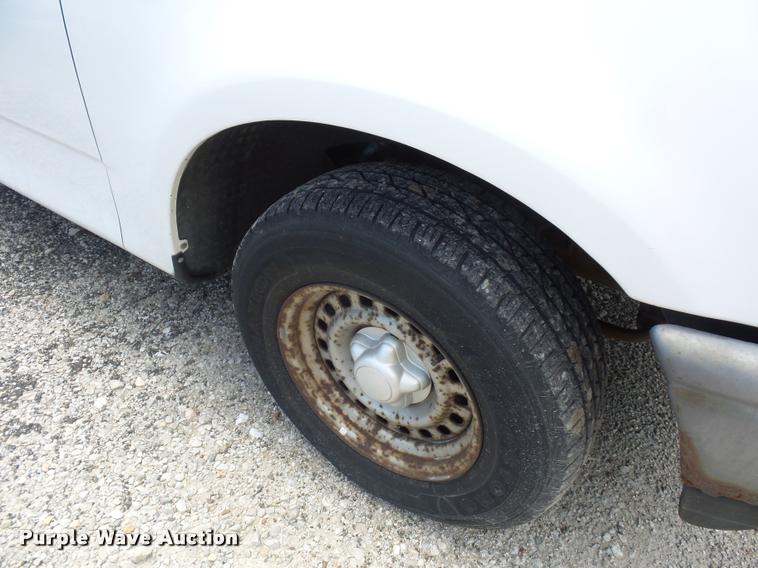 image for item DJ9581 1997 Ford F150 pickup truck