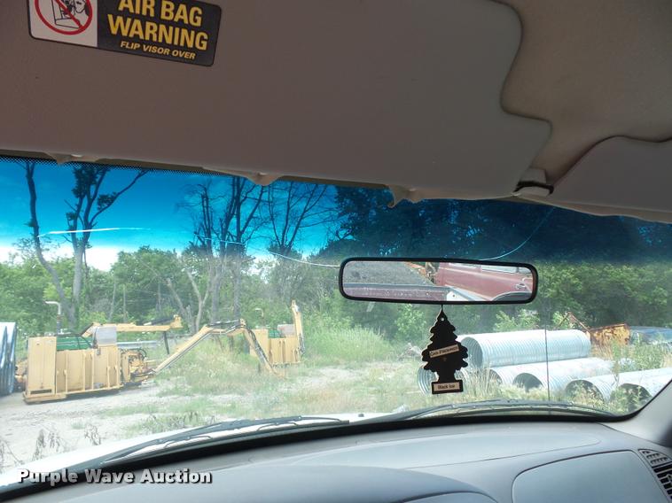 image for item DJ9581 1997 Ford F150 pickup truck