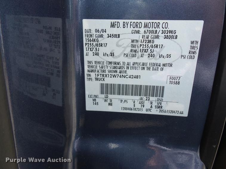 image for item DJ9589 2004 Ford F150 SuperCab pickup truck