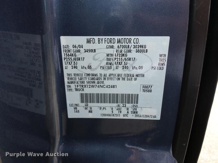 image for item DJ9589 2004 Ford F150 SuperCab pickup truck