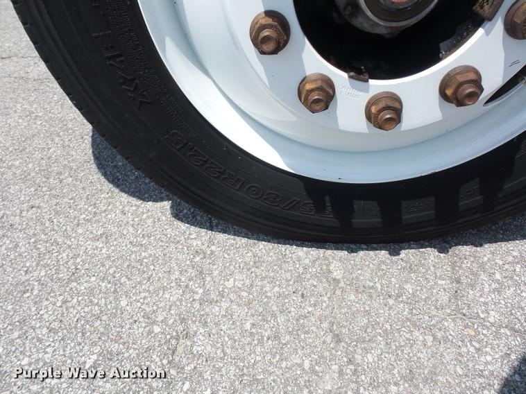 image for item DJ9602 2004 Sterling Acterra truck cab and chassis