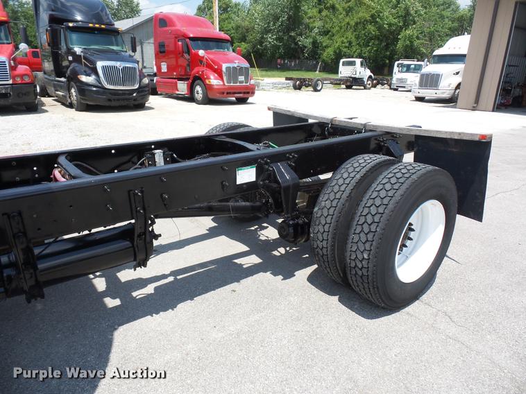 image for item DJ9602 2004 Sterling Acterra truck cab and chassis