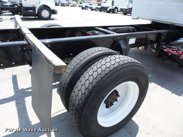 image for item DJ9602 2004 Sterling Acterra truck cab and chassis