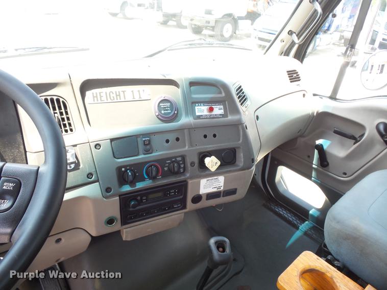 image for item DJ9602 2004 Sterling Acterra truck cab and chassis