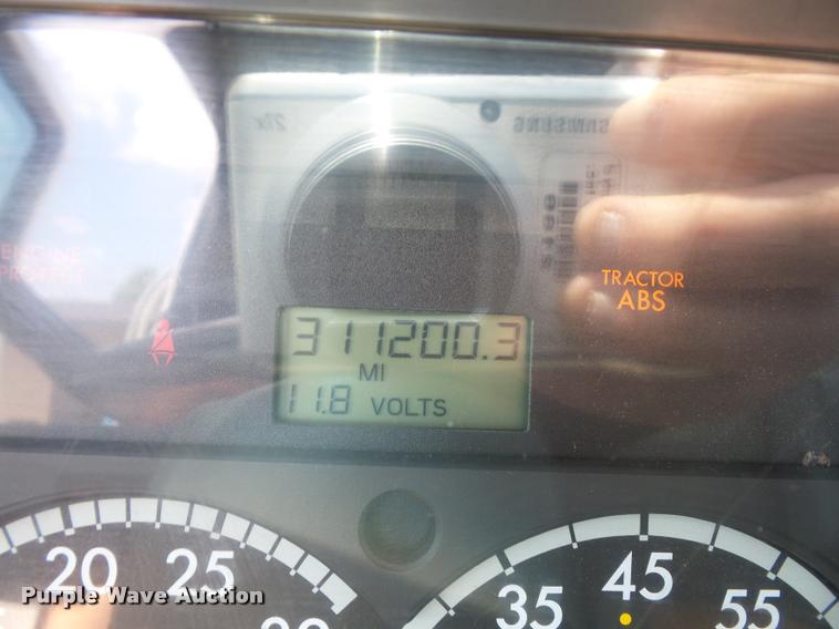 image for item DJ9602 2004 Sterling Acterra truck cab and chassis