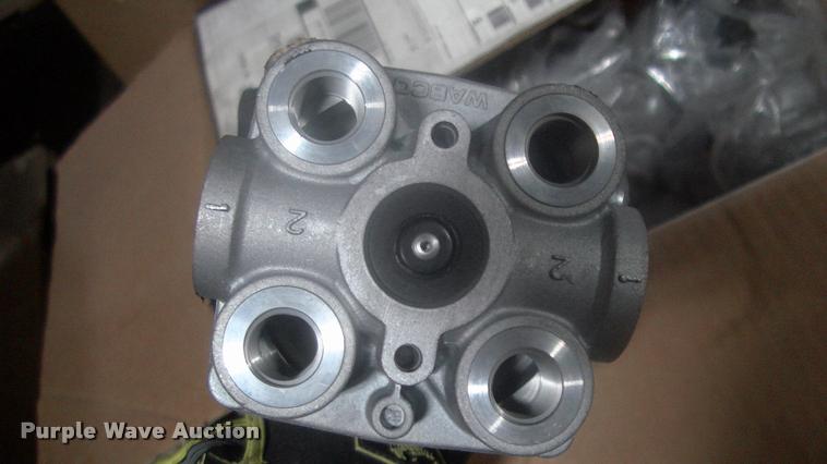 image for item DK9622 Approximately 8 Wabco ABS remote valves