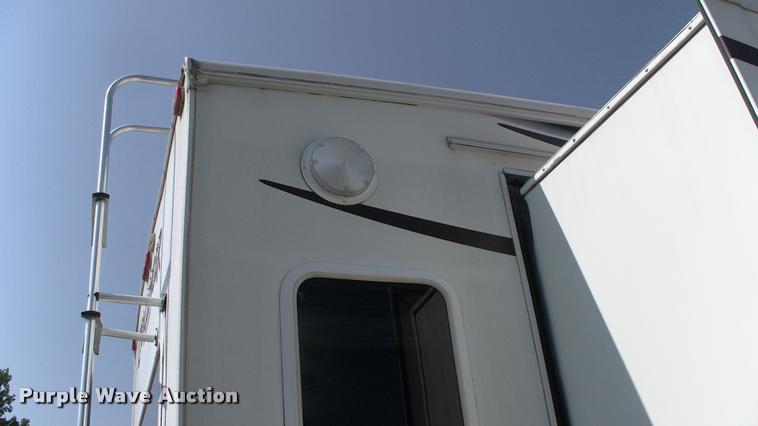 image for item DK9634 2007 Keystone Challenger camper